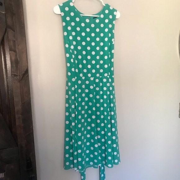 Dress - Picture 7 of 8